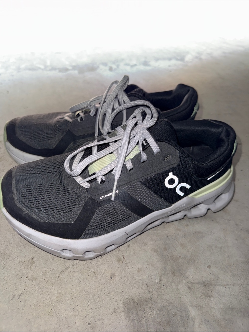On Running Women’s Black Running Sneakers